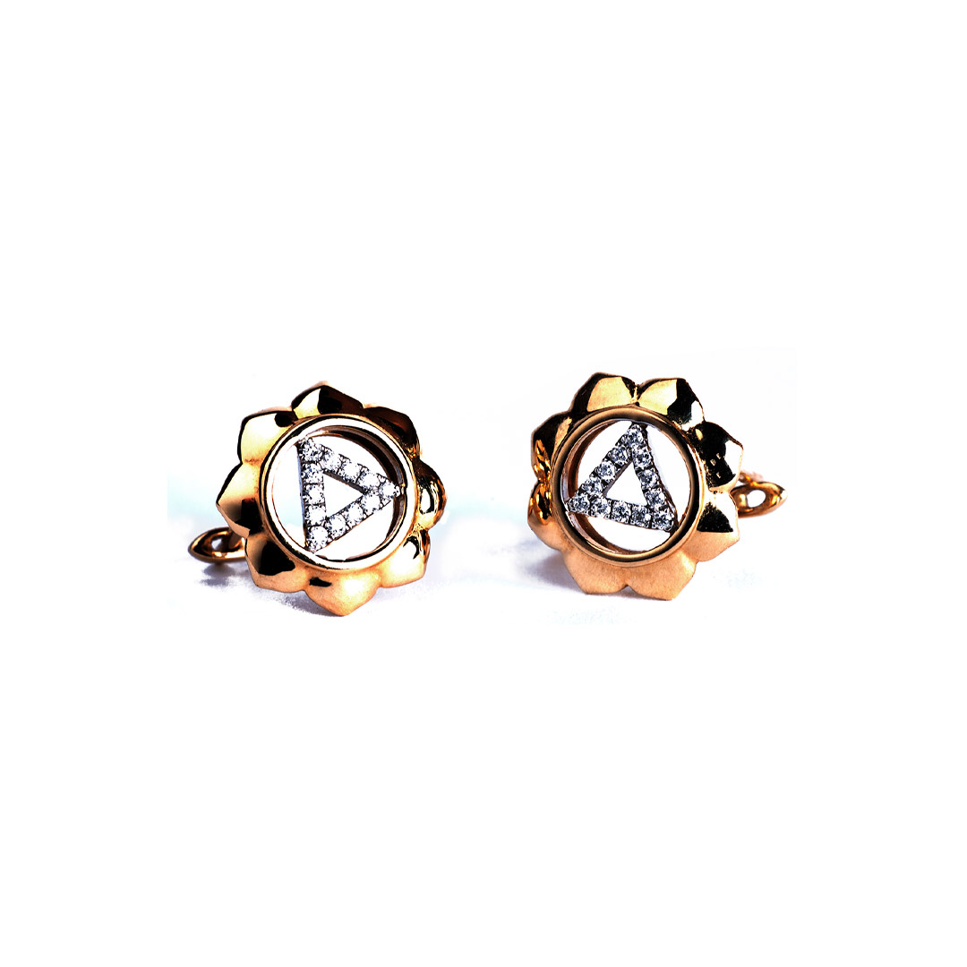 Cercei-Tara-cu-24-de-diamante-naturale-1 Cercei Tara din aur 14K sau 18K galben, 2.40 g, cu 24 diamante naturale G Color, claritate VS/SI1 (0.066 ct), 11 mm. Simbol al compasiunii și protecției.