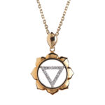 Pandantiv Tara din aur 14K sau 18K galben, 3.30 g, cu 21 diamante naturale G Color, claritate VS/SI1 (0.065 ct). Simbol al compasiunii și protecției.